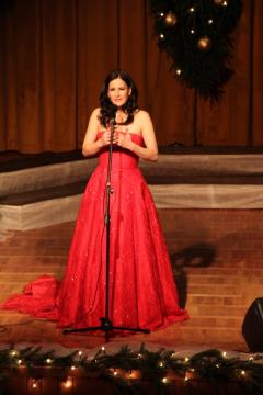 Manca Izmajlova in Benjamin Izmajlov “100 srčnih koncertov”, 21.12.2014 17